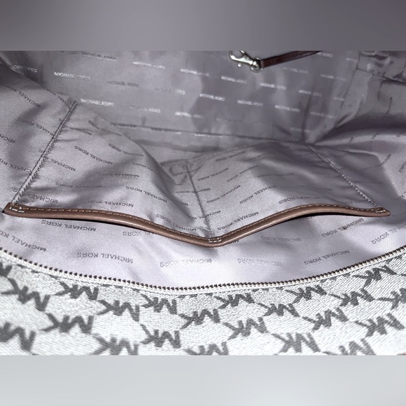 Michael Kors Emry Large Top Zip Tote - Picture 15 of 16